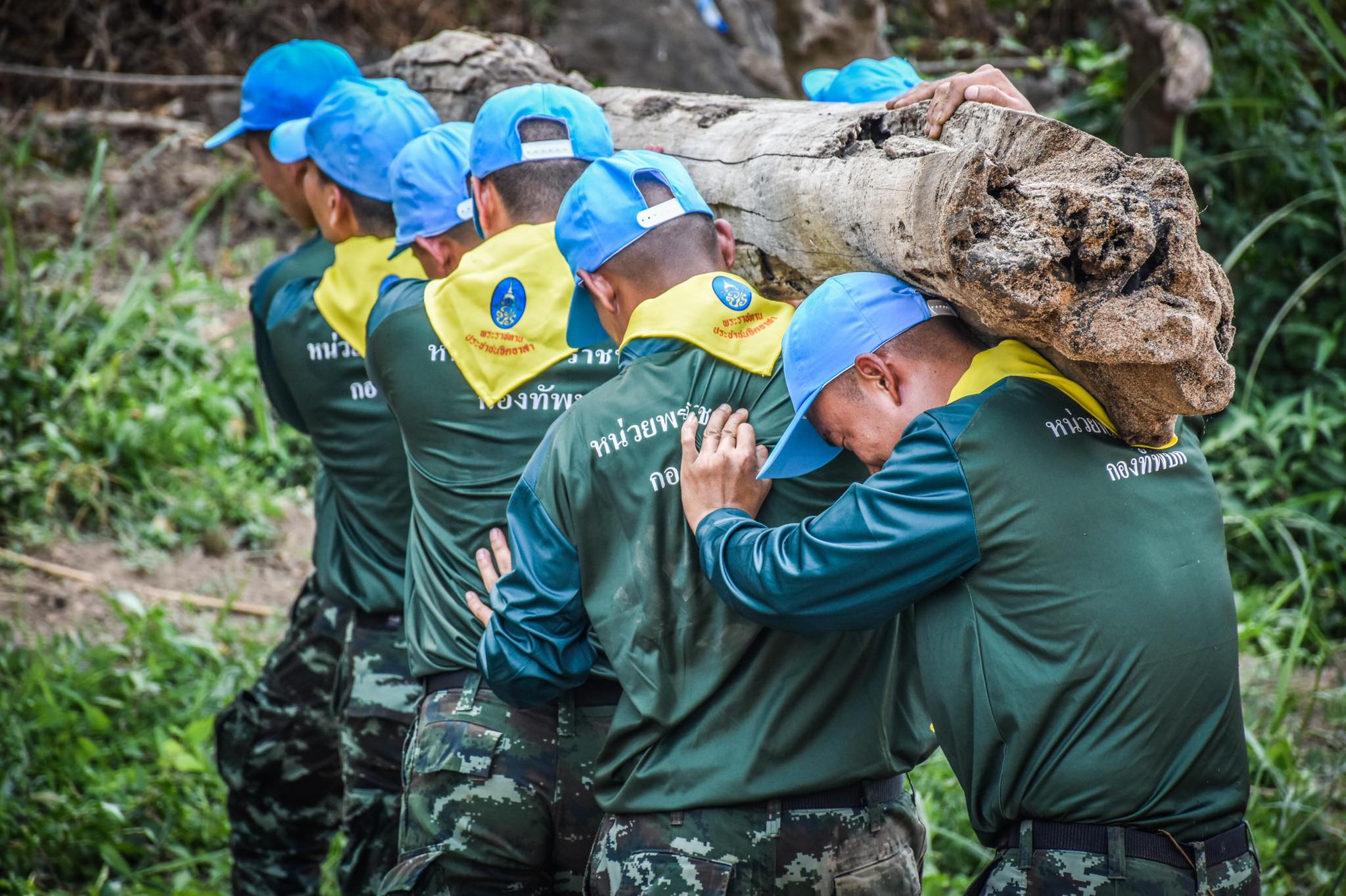 จิตอาสา..ร่วมฟื้นฟูและพัฒนาลำน้ำ คู คลอง เพื่อสิ่งแวดล้อมและคุณภาพชีวิต