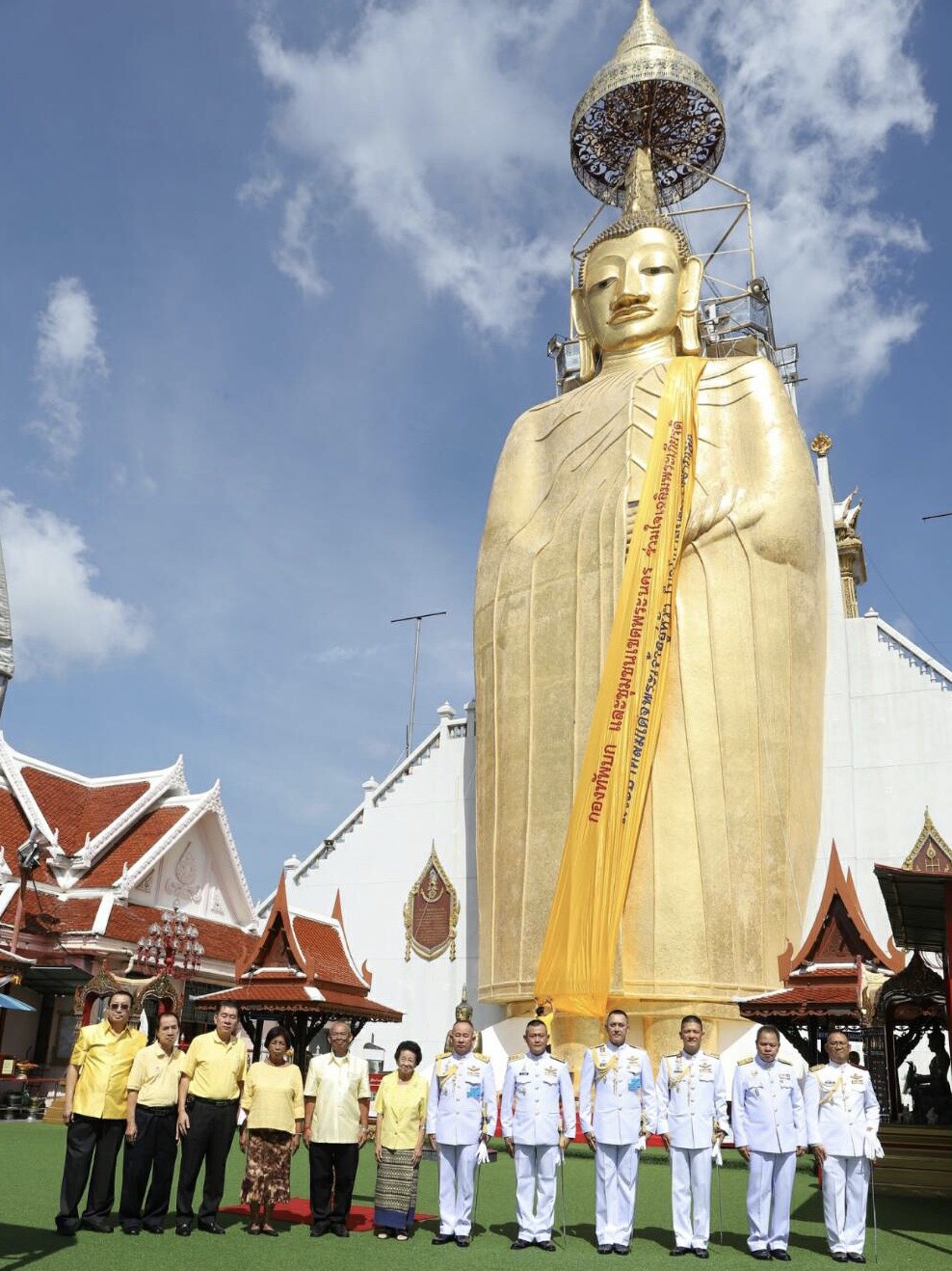 สำนักงานเลขานุการกองทัพบก ร่วมจัดกิจกรรม "เสนาประชาร่วมใจเฉลิมพระเกียรติพระบาทสมเด็จพระปรเมนทรรามาธิบดีศรีสินทรมหาวชิราลงกรณ มหิศรภูมิพลราชวรารางกูร กิติสิริสมบูรณ์อดุลยเดช สยามินทราธิเบศรราชวโรดม บรมนาถบพิตร พระวชิรเกล้าเจ้าอยู่หัว"