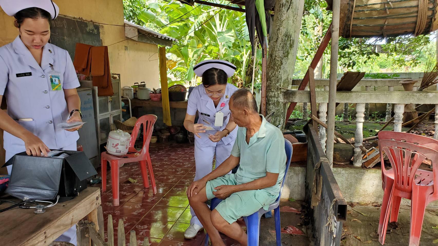 กองทัพบกห่วงใย จับมือกันลงพื้นที่ช่วยเหลือประชาชน