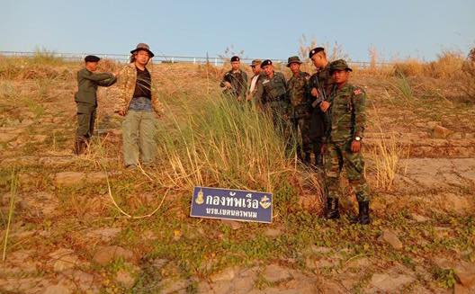 กองกำลังสุรศักดิ์มนตรี สนธิกำลังร่วมกับหน่วยงานความมั่นคงในพื้นที่ ตรวจยึดยาบ้า 6,000 เม็ด ในพื้นที่ จ.นครพนม