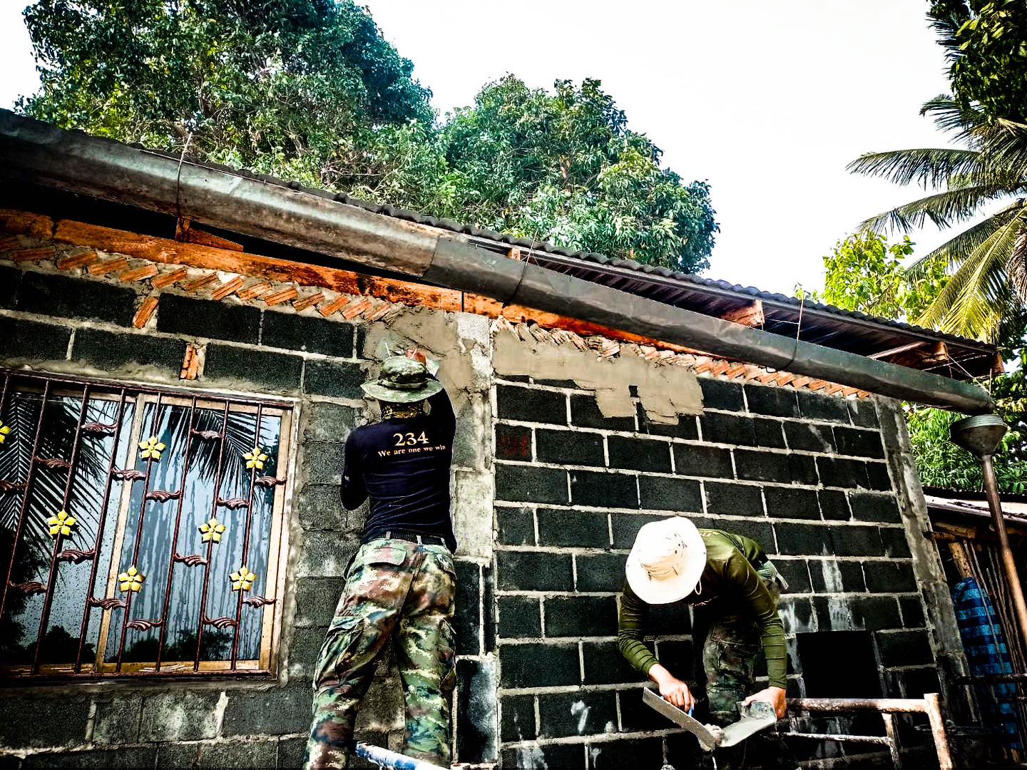 “ทหารชายแดน ร่วมแรง ร่วมใจ ปรับปรุงซ่อมแซมบ้านผู้ยากไร้”