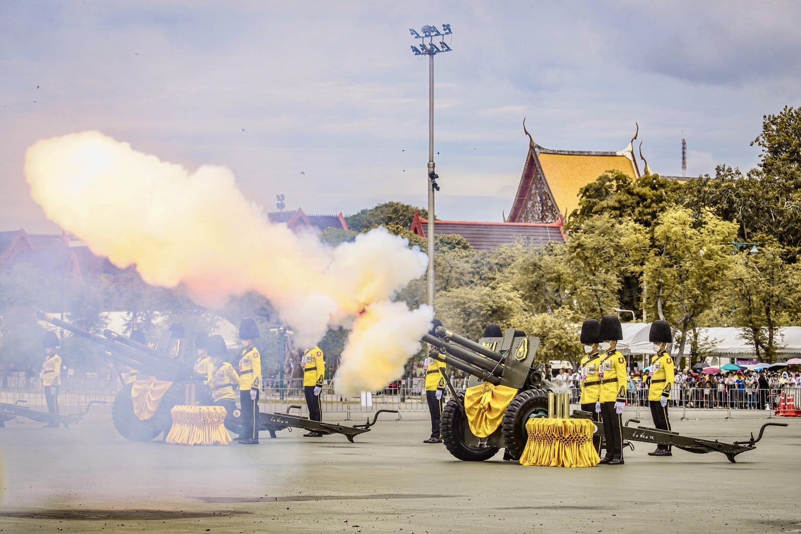 ทบ.ยิงสลุตหลวง เฉลิมพระเกียรติสมเด็จพระนางเจ้าฯ พระบรมราชินี 3 มิถุนายน 2567